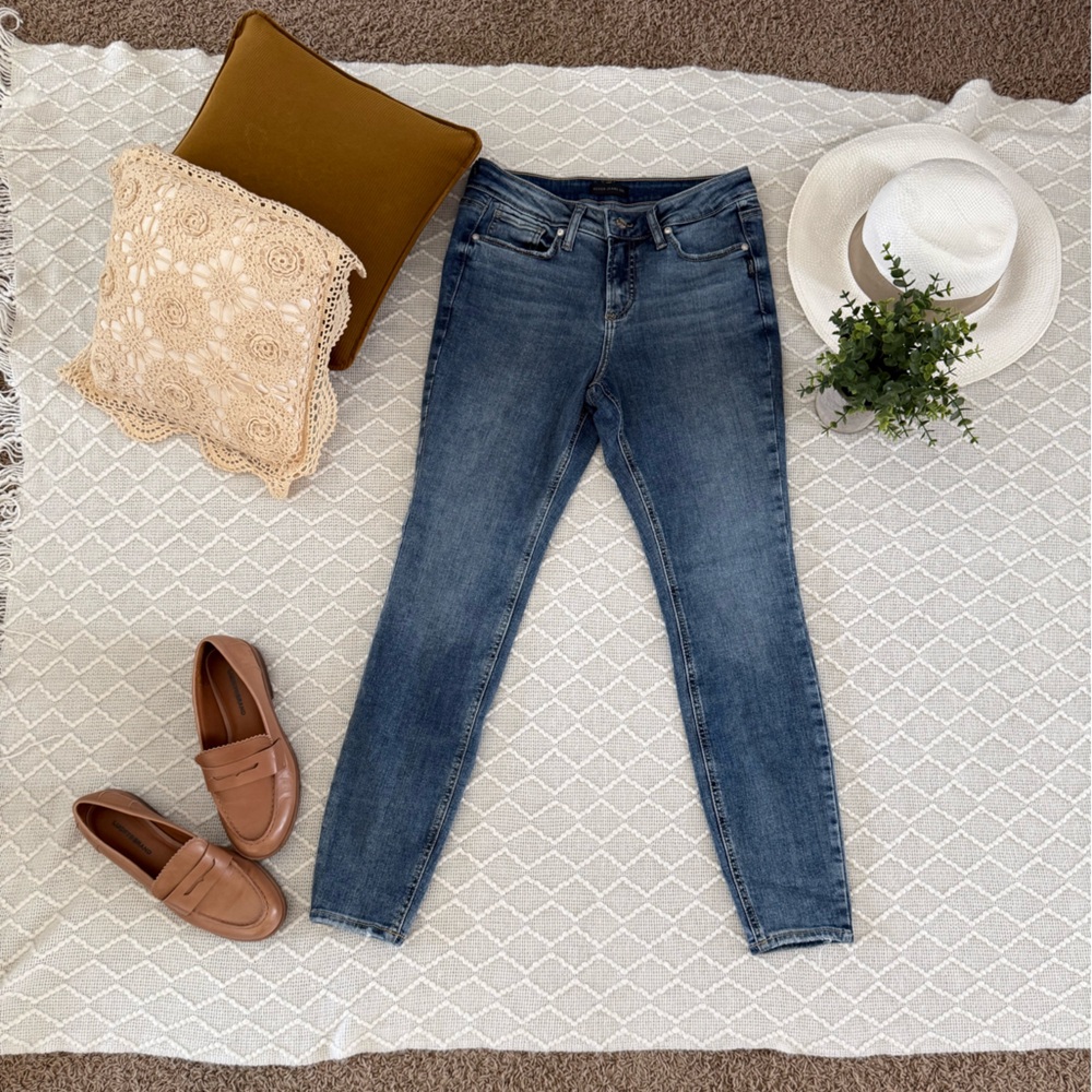 ✨Silver Suki Jeans, 29